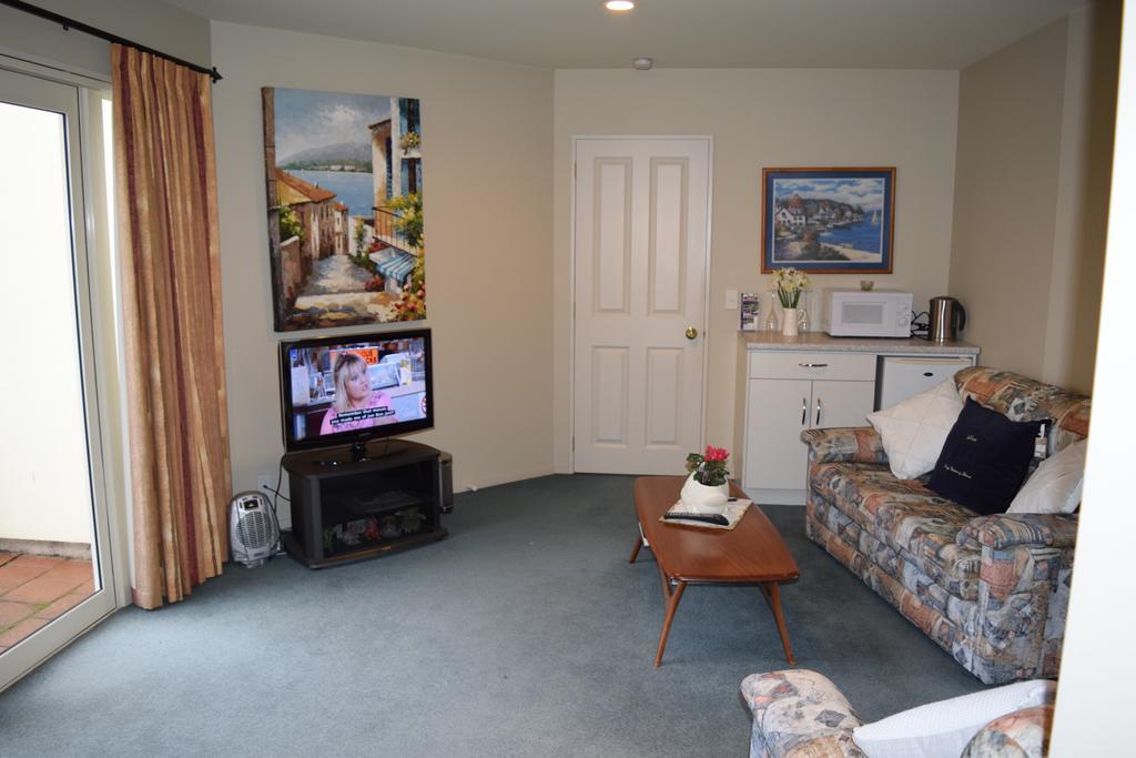 Motueka Homestay Bed & Breakfast Exterior photo