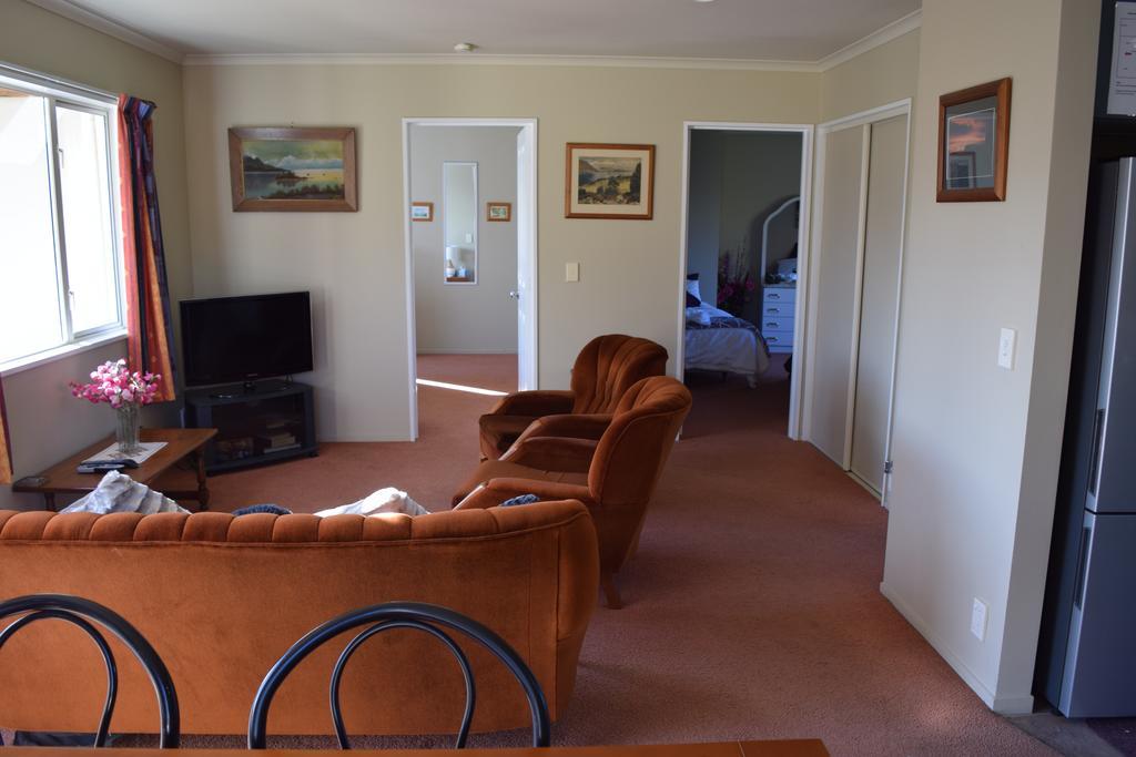 Motueka Homestay Bed & Breakfast Exterior photo